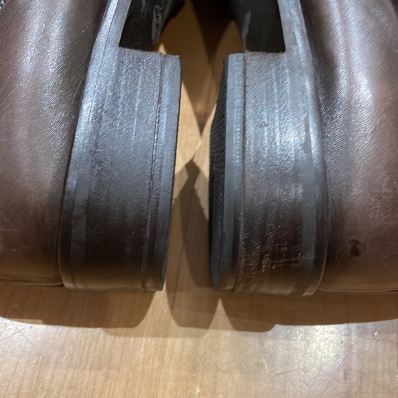 Stuart Weitzman brown leather/textured leather satin lined interior buckle boots - Picture 8 of 16